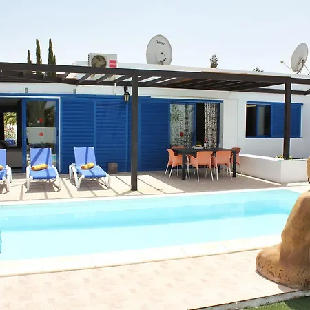 Tropical Vila *