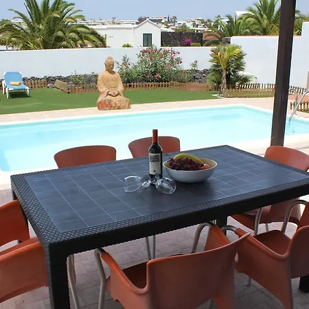 Tropical Vila Playa Blanca (Lanzarote)